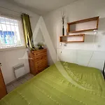 1 Chambres, Pkg, A Mi Chemin Entre Plages Et Centre Historique