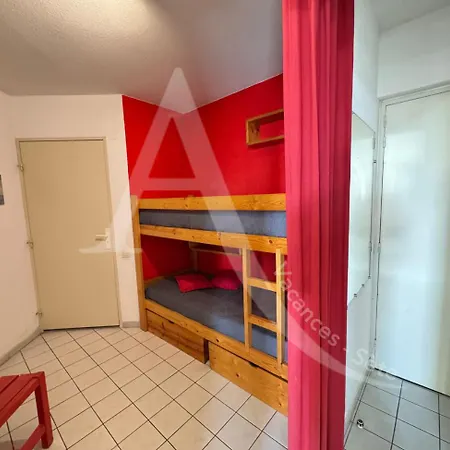 Apartment 1 Chambres, Pkg, A Mi Chemin Entre Plages Et Centre Historique